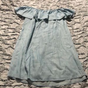 ❤️(3/20) Lulus off shoulder jean dress